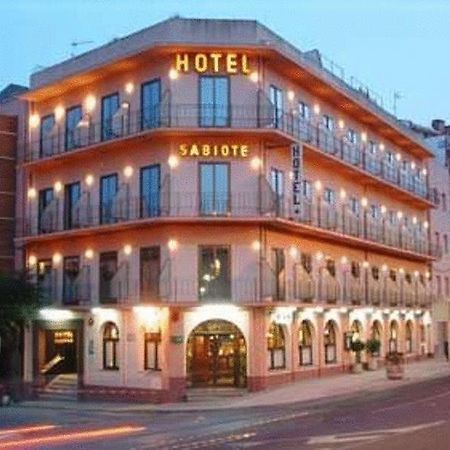 Hotel Sabiote Пинеда де Мар Екстериор снимка