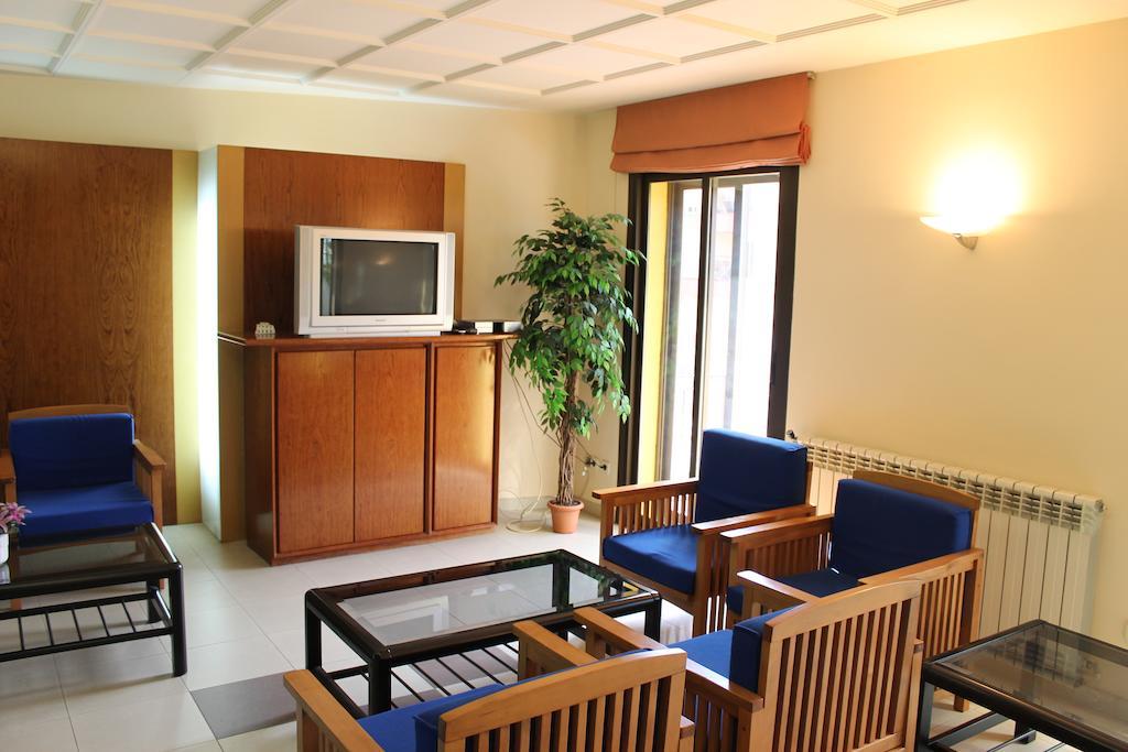 Hotel Sabiote Пинеда де Мар Екстериор снимка